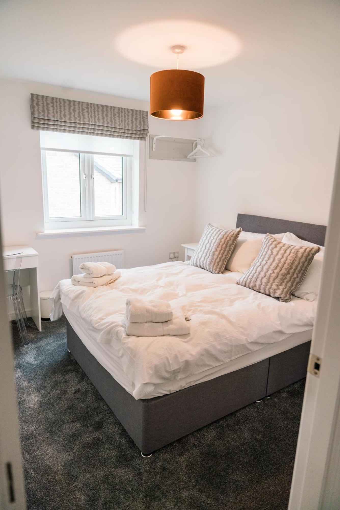Pensjonat Pencoed House Estate Cardiff Zewnętrze zdjęcie